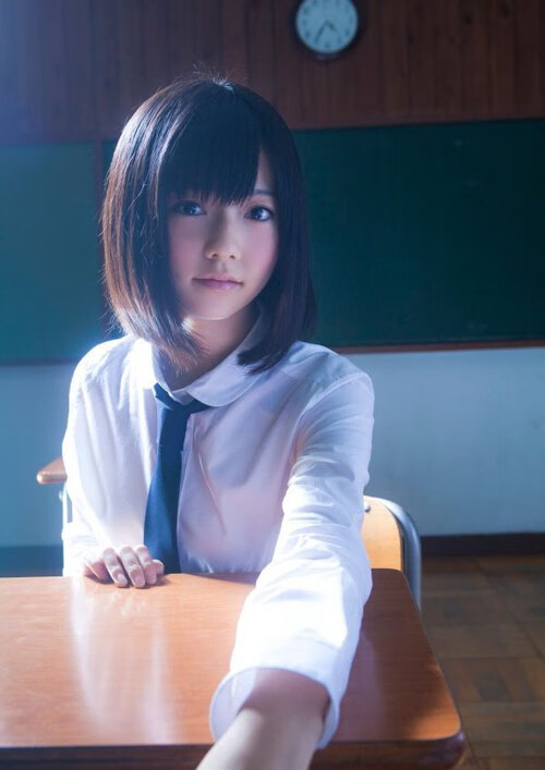 fb体育试玩-德甲：拜仁主场3-1击败勒沃库森，继续领跑排行榜，德甲拜仁首发