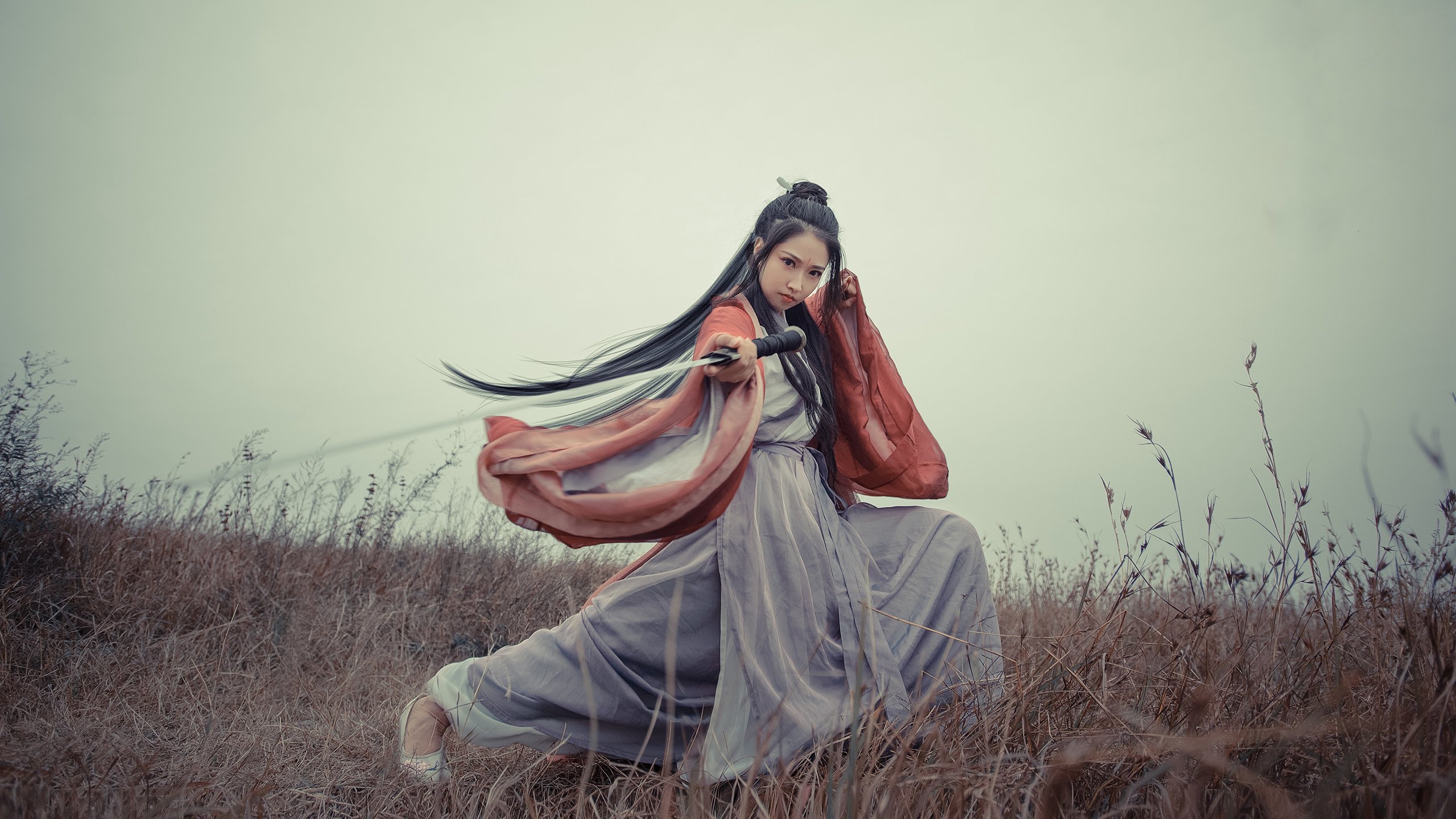 里尔队员热情庆祝胜利,里尔队员热情庆祝胜利的句子